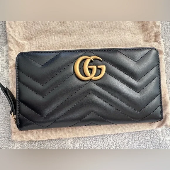 Authentic Gucci Marmont Zip Around Wallet, Black with Gold Hardware, NEW - Picture 1 of 11